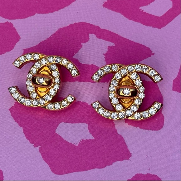 Vintage Chanel CC Turnlock Gold & Crystal Earrings - Picture 5 of 15